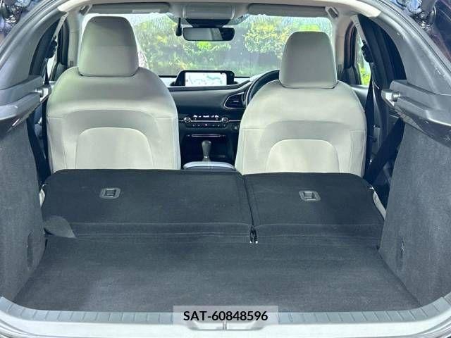 Mazda CX-30 2022-01 302119-10