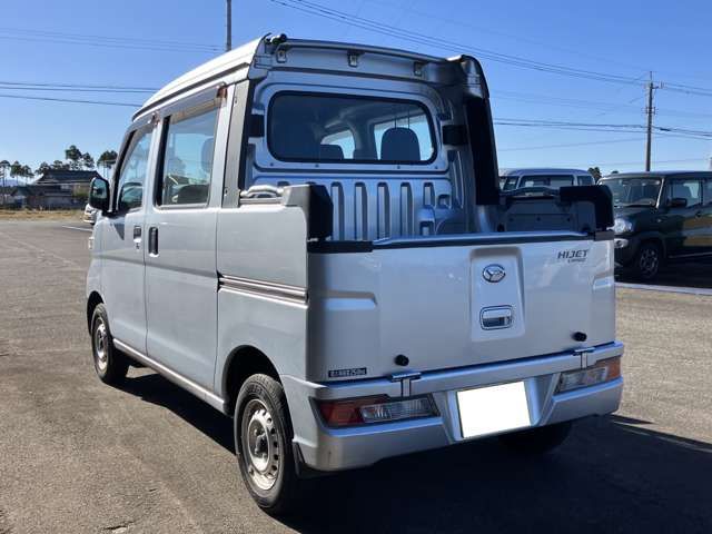 Daihatsu HIJET VAN 2018-11 185788-3