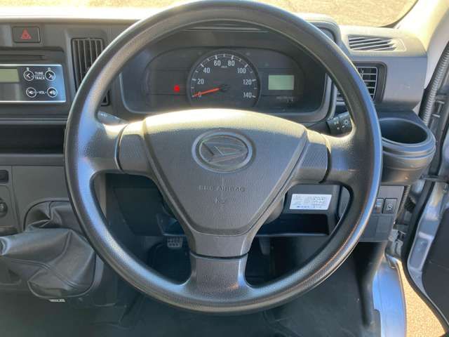 Daihatsu HIJET VAN 2018-11 185788-9