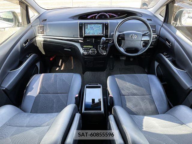 Toyota ESTIMA 2013-12 222233-1