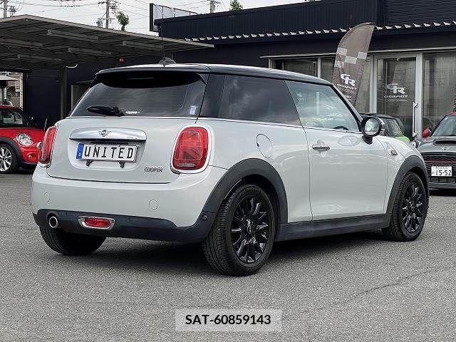 Bmw MINI 2019-06 381359-12