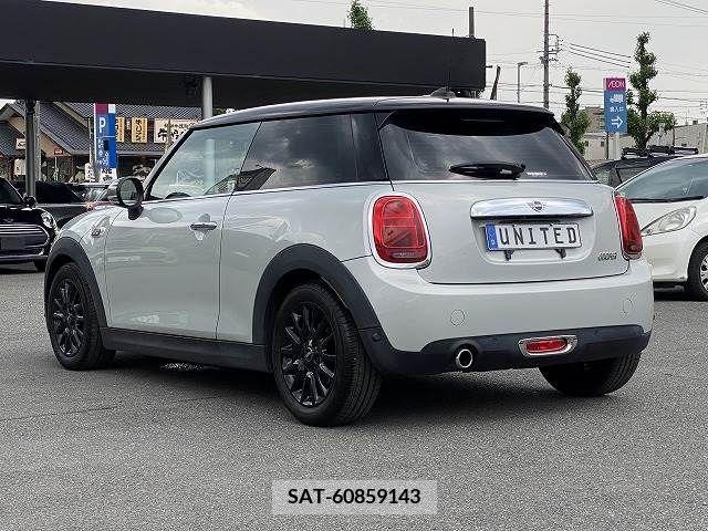 Bmw MINI 2019-06 381359-14