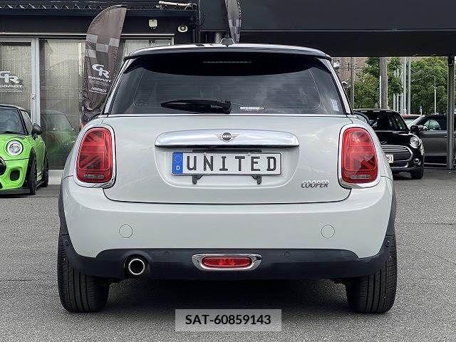 Bmw MINI 2019-06 381359-13