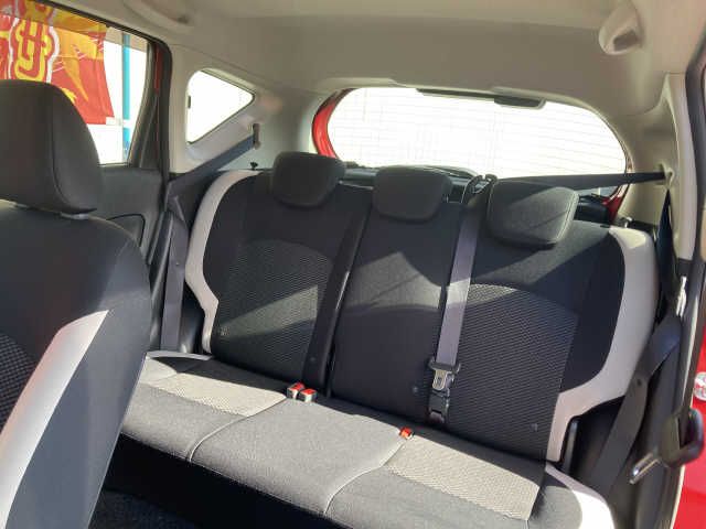 Nissan NOTE 2018-10 12365-7