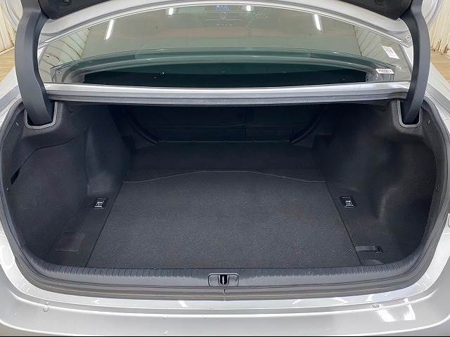 Lexus RC 2015-04 12050-11