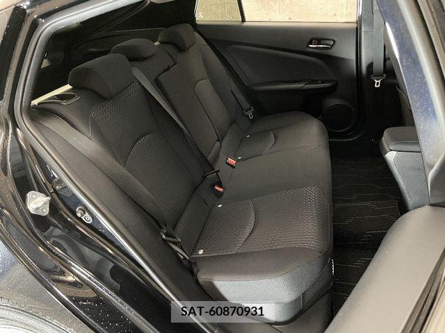 Toyota PRIUS 2018-08 224315-11
