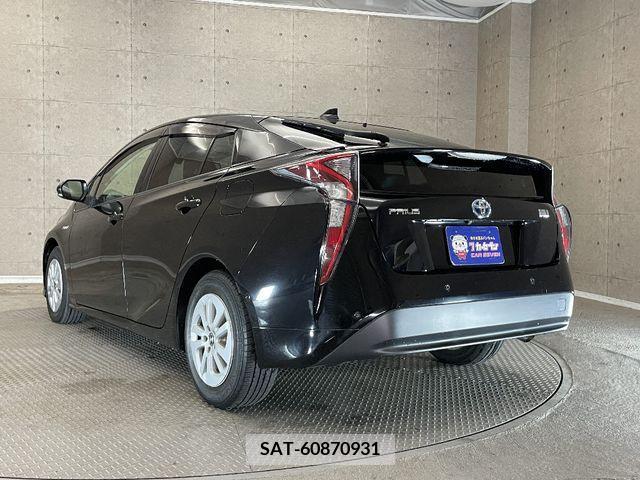 Toyota PRIUS 2018-08 224315-2