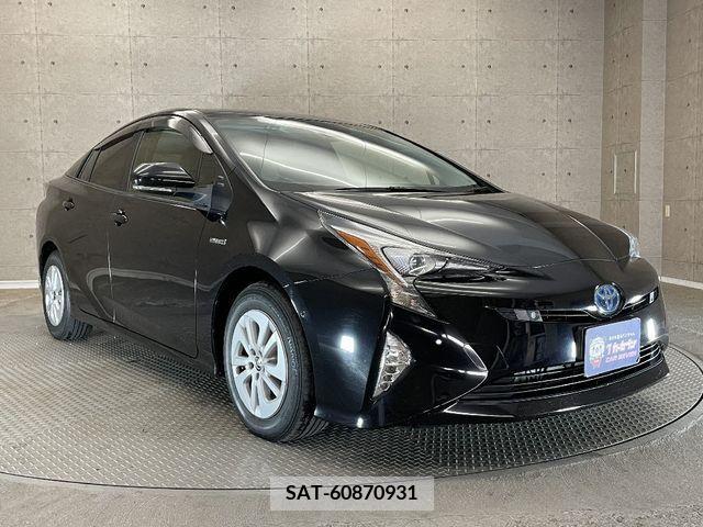 Toyota PRIUS 2018-08 224315-4