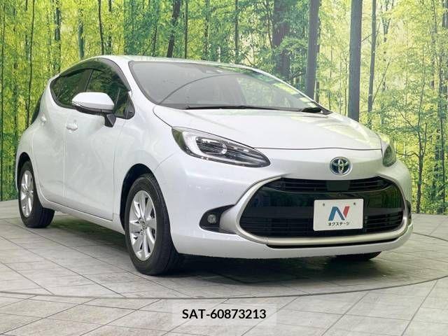 Toyota AQUA 2021-09 246129-16