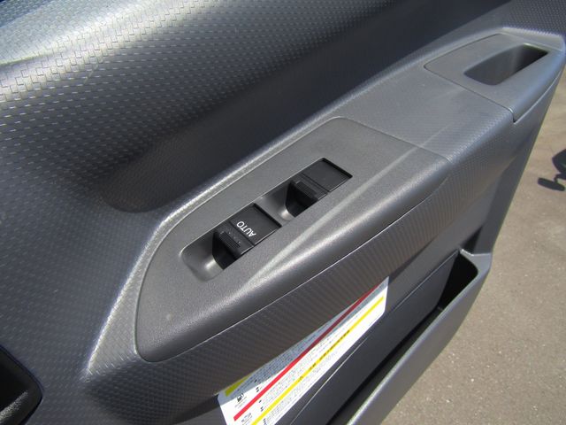 Mazda TITAN 2023-08 19935-26