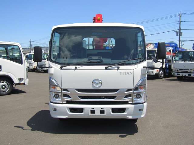 Mazda TITAN 2023-08 19935-1