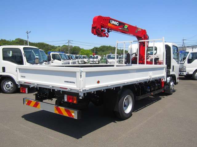 Mazda TITAN 2023-08 19935-4