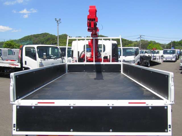 Mazda TITAN 2023-08 19935-7
