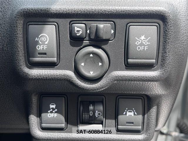 Nissan NOTE 2018-07 355044-15