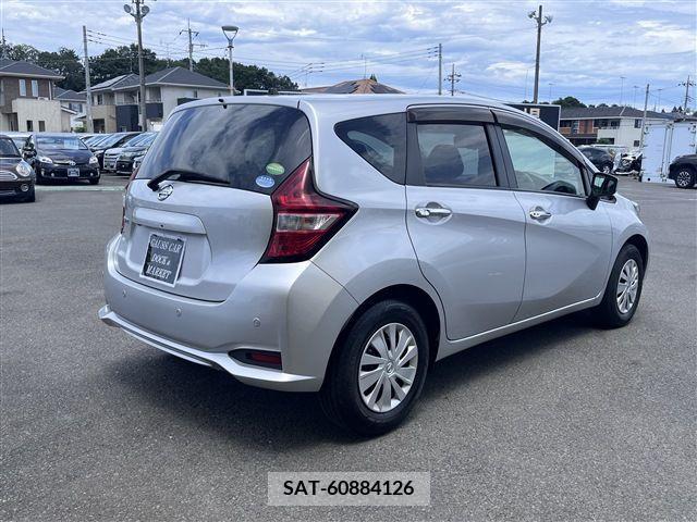 Nissan NOTE 2018-07 355044-5