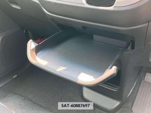 Honda N-WGN 2018-03 339716-17