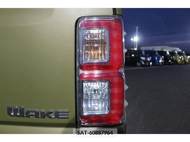 Daihatsu WAKE 2016-03 205211-10