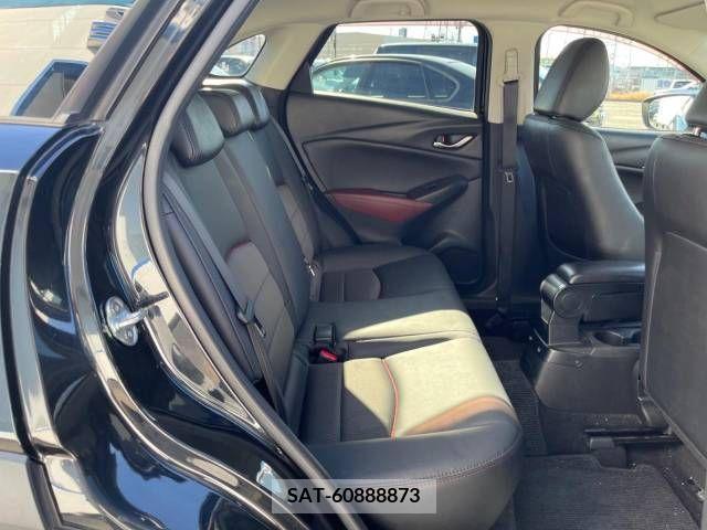Mazda CX-3 2015-07 224500-9