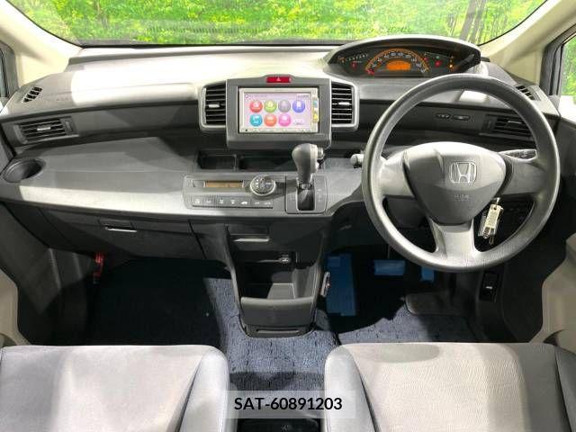 Honda FREED 2010-06 302810-1