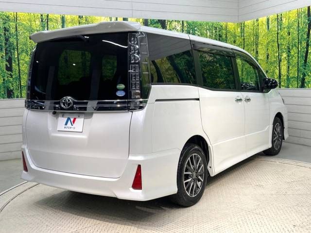 Toyota VOXY 2017-06 188960-17