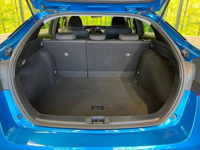 Toyota PRIUS 2020-09 190558-10