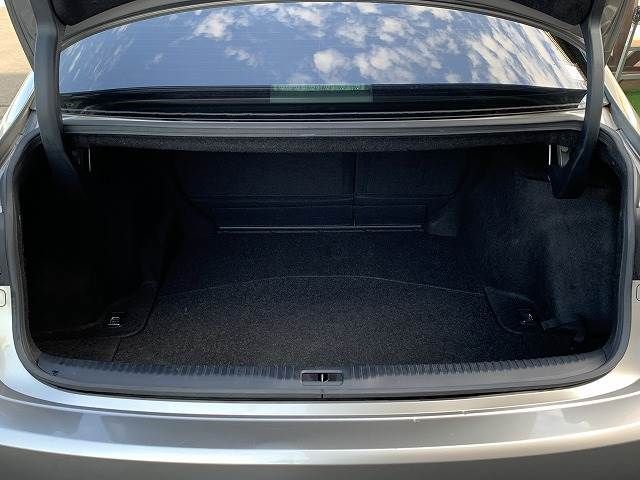Lexus IS 2013-07 28061-19