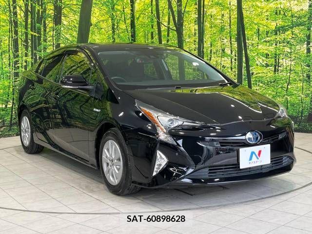 Toyota PRIUS 2017-03 298208-15