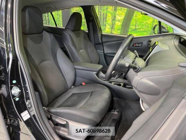 Toyota PRIUS 2017-03 298208-8