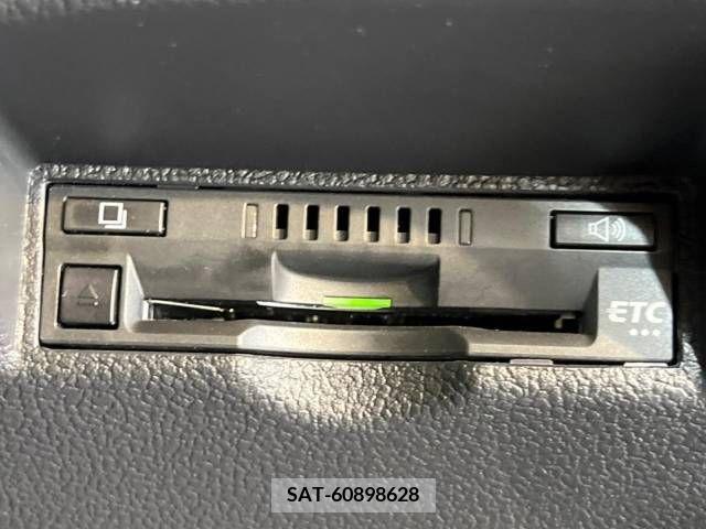Toyota PRIUS 2017-03 298208-7