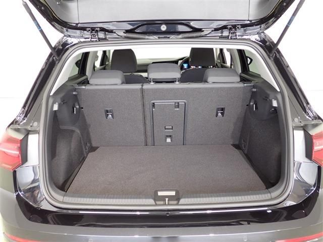 VolksWagen GOLF 2021-09 10321-29