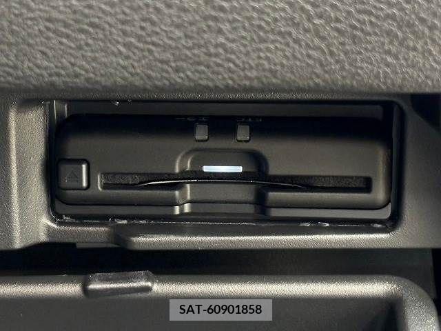 Nissan SERENA 2022-12 241566-10