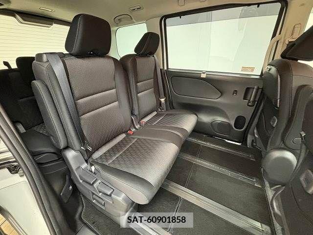 Nissan SERENA 2022-12 241566-5