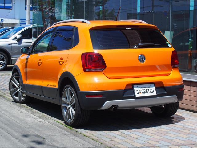VolksWagen POLO 2013-05 3786-2
