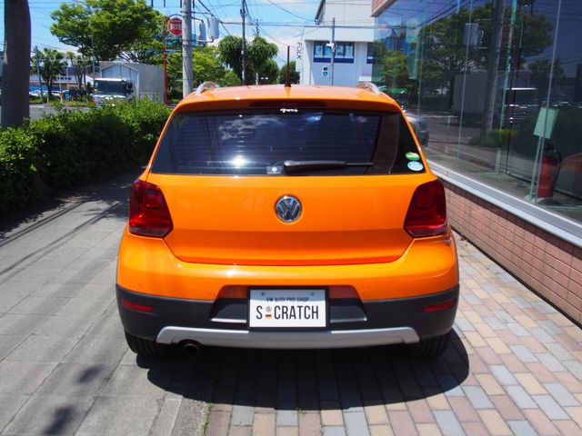 VolksWagen POLO 2013-05 3786-18