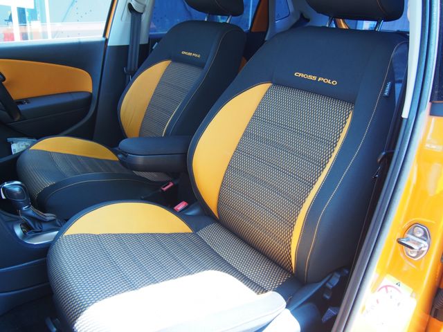 VolksWagen POLO 2013-05 3786-6