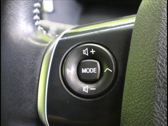 Toyota SIENTA 2019-07 10414-11