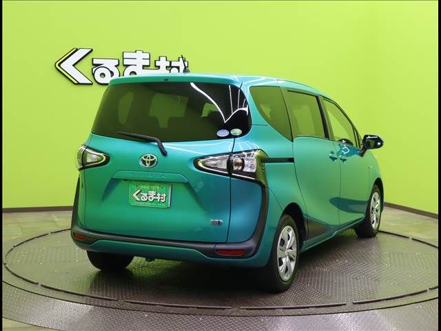 Toyota SIENTA 2019-07 10414-1