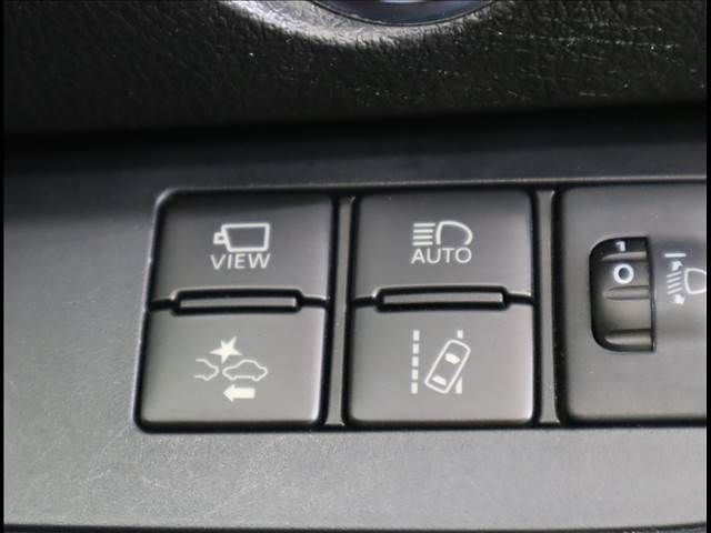 Toyota SIENTA 2019-07 10414-7