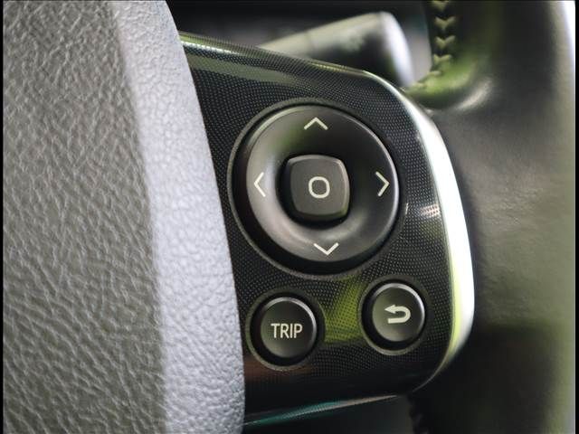 Toyota SIENTA 2019-07 10414-12