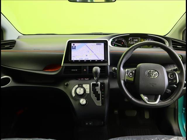 Toyota SIENTA 2019-07 10414-2