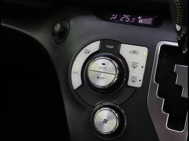 Toyota SIENTA 2019-07 10414-15