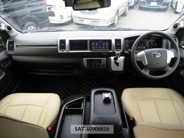 Toyota HIACE WAGON 2016-06 232728-6