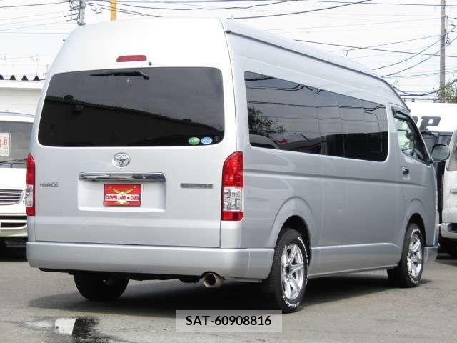 Toyota HIACE WAGON 2016-06 232728-3