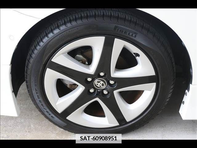 Toyota PRIUS PHV 2017-05 386280-5