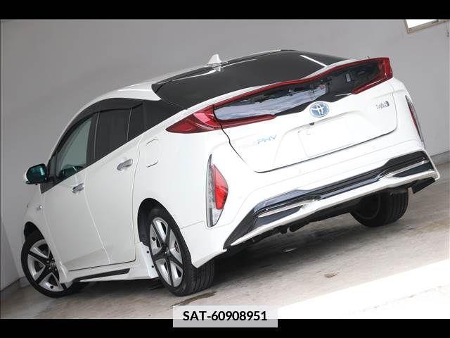 Toyota PRIUS PHV 2017-05 386280-10