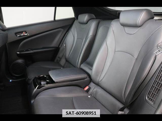 Toyota PRIUS PHV 2017-05 386280-18