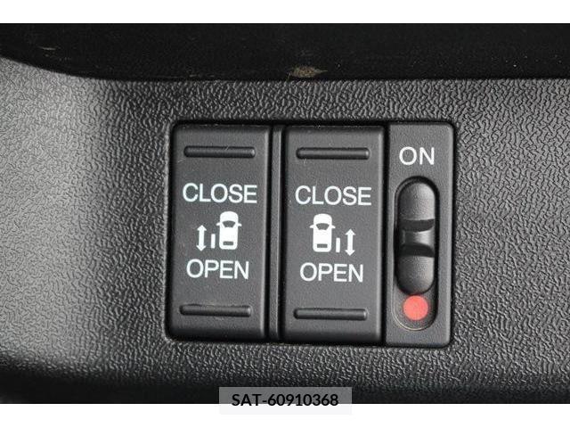 Honda e 2020-07 331977-3