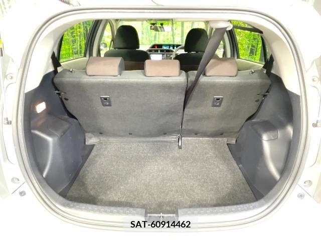 Toyota AQUA 2014-01 389271-10