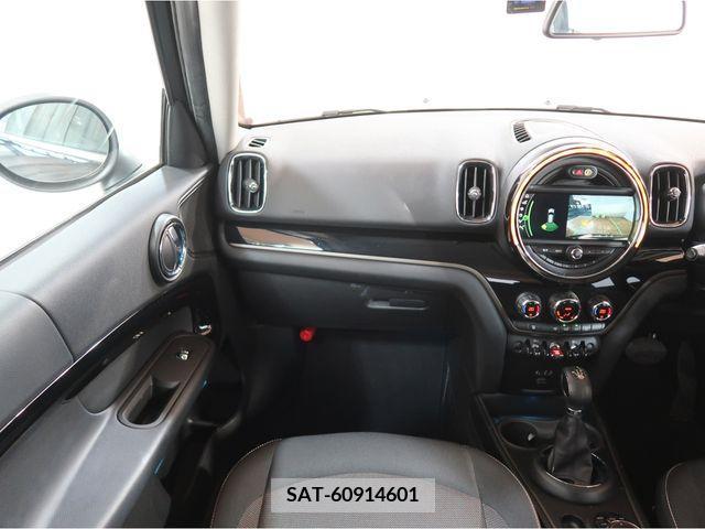 Bmw MINI 2017-08 212417-11