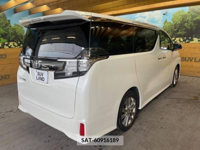 Toyota VELLFIRE 2017-01 378675-17